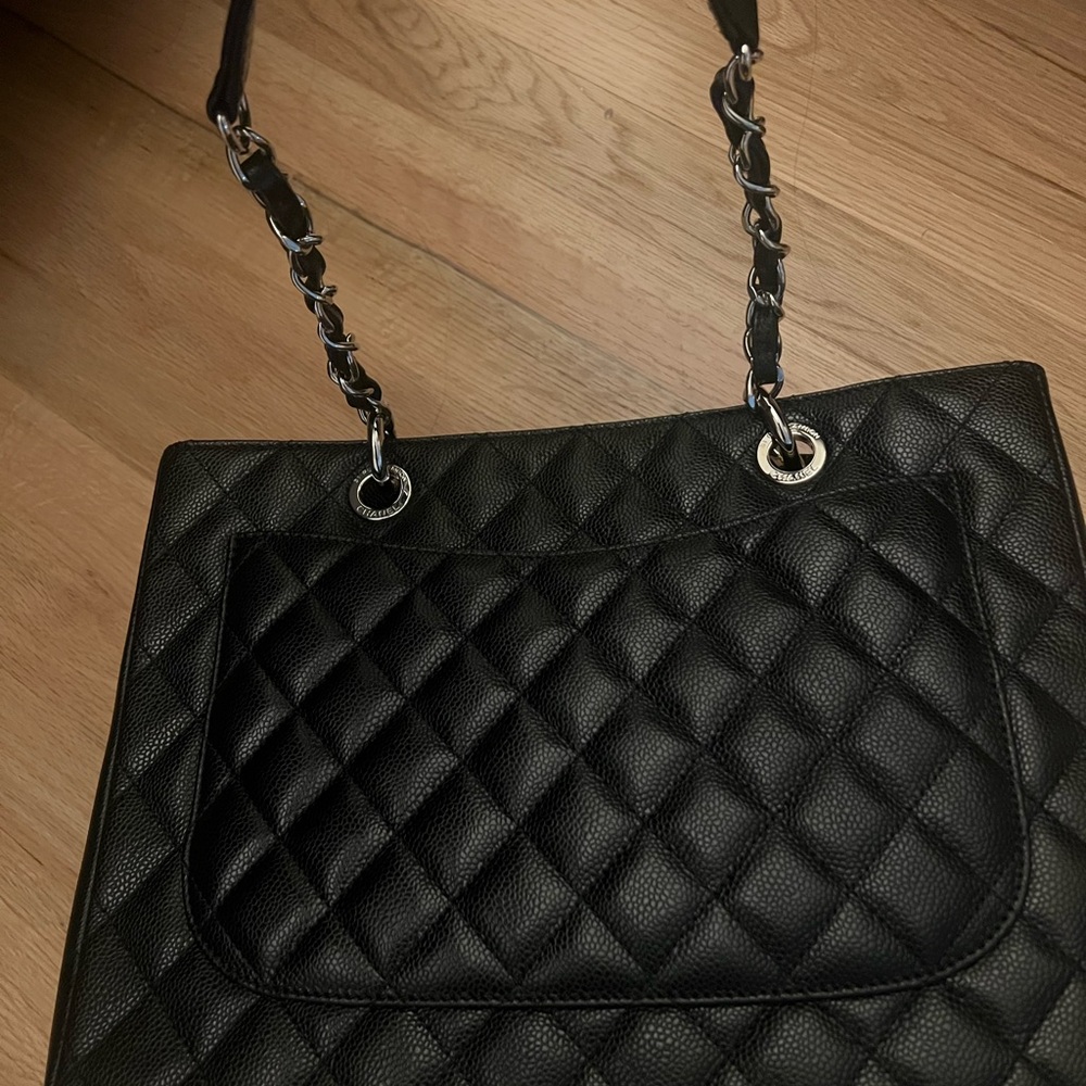 Chanel Grand Shopping Tote - Picture 11 of 16